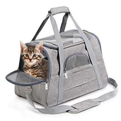 Pet travel handbag for cats