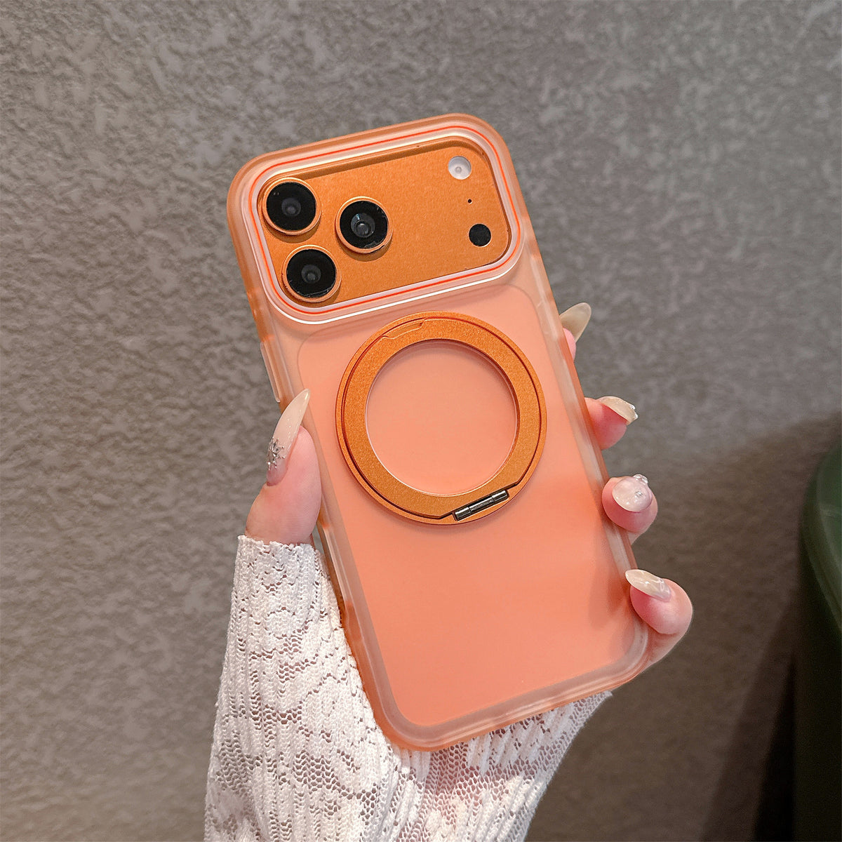 Sandblasted magnetic suction phone case