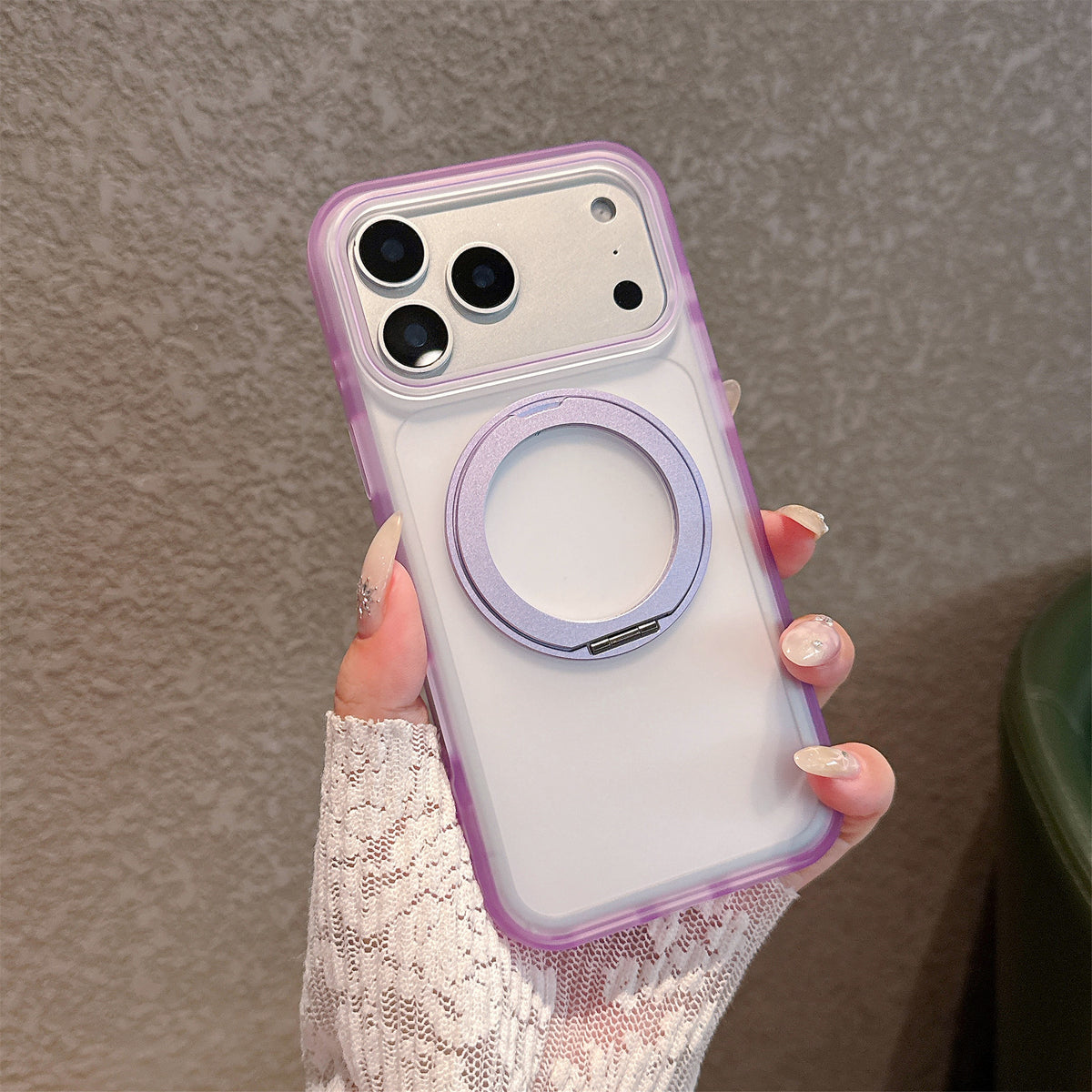 Sandblasted magnetic suction phone case